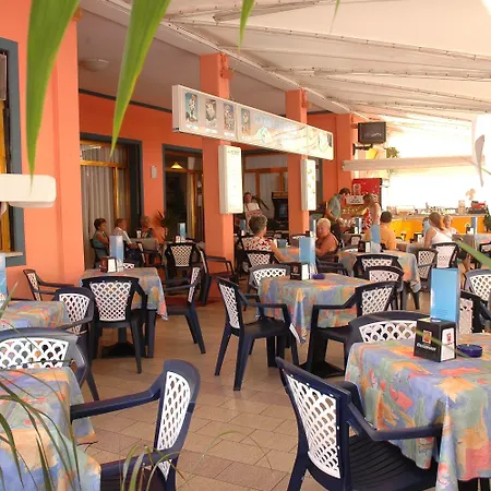 Hotel Moderno-3
